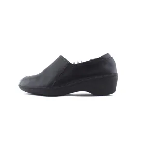 CLARKS /
