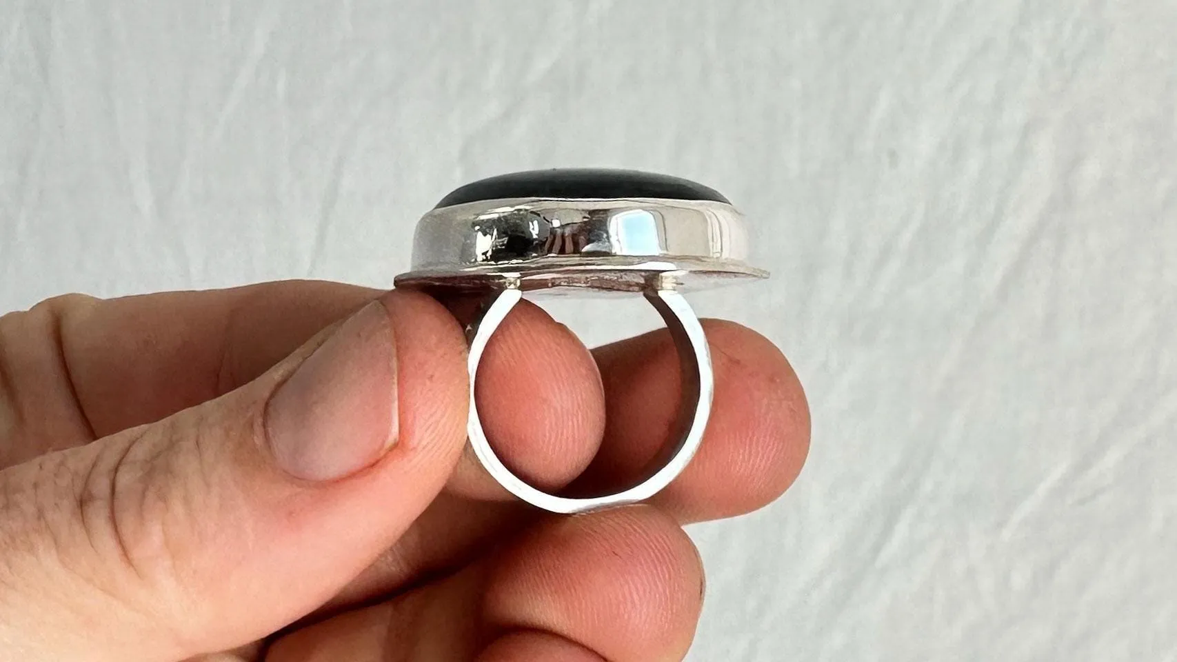 Labradorite Ring. Sterling Silver. Size 5. 0623