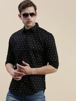 Men Black Standard Slim Fit Micro Ditsy Printed Spread Collar Cotton Casual Shirt