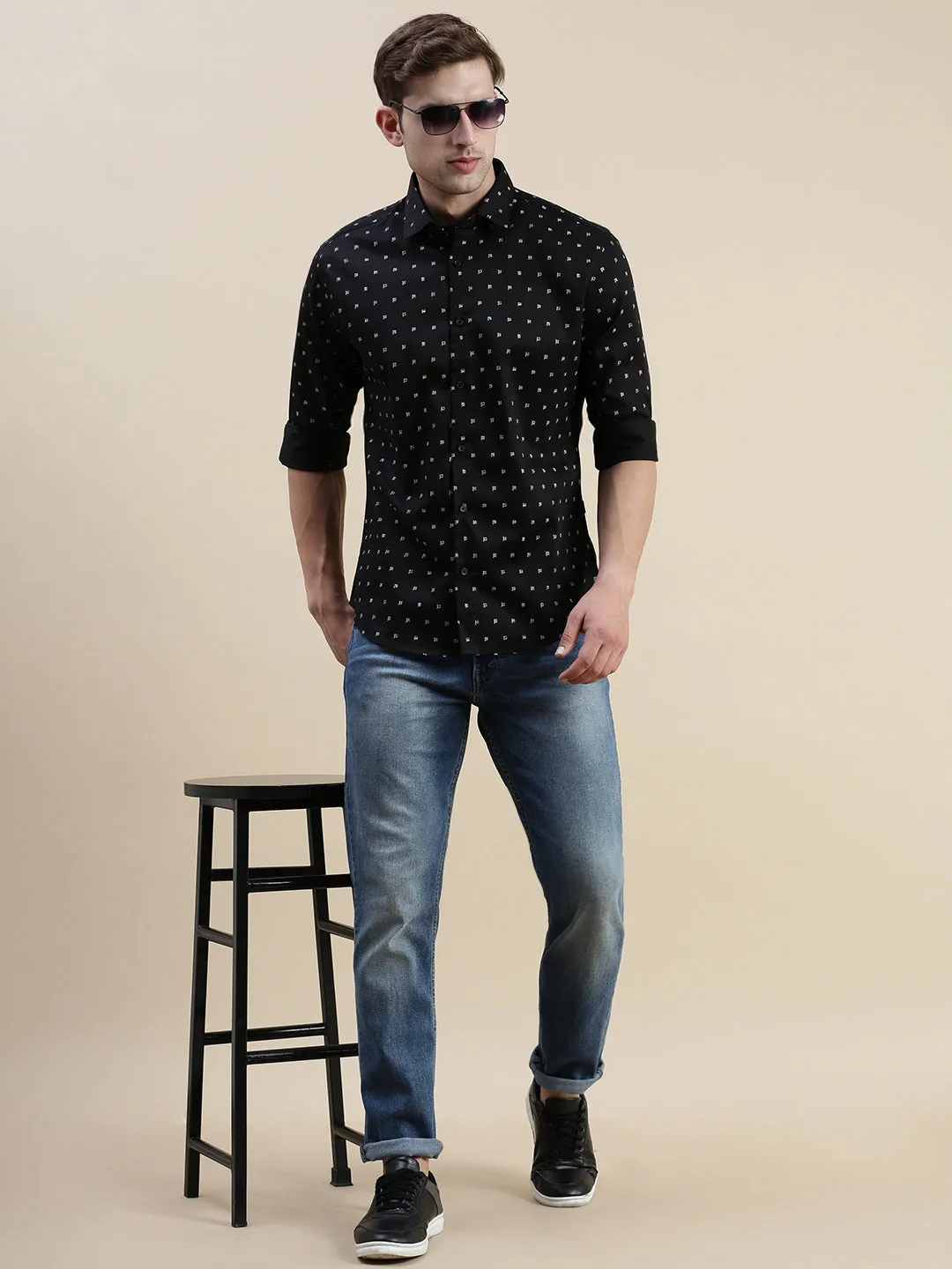 Men Black Standard Slim Fit Micro Ditsy Printed Spread Collar Cotton Casual Shirt