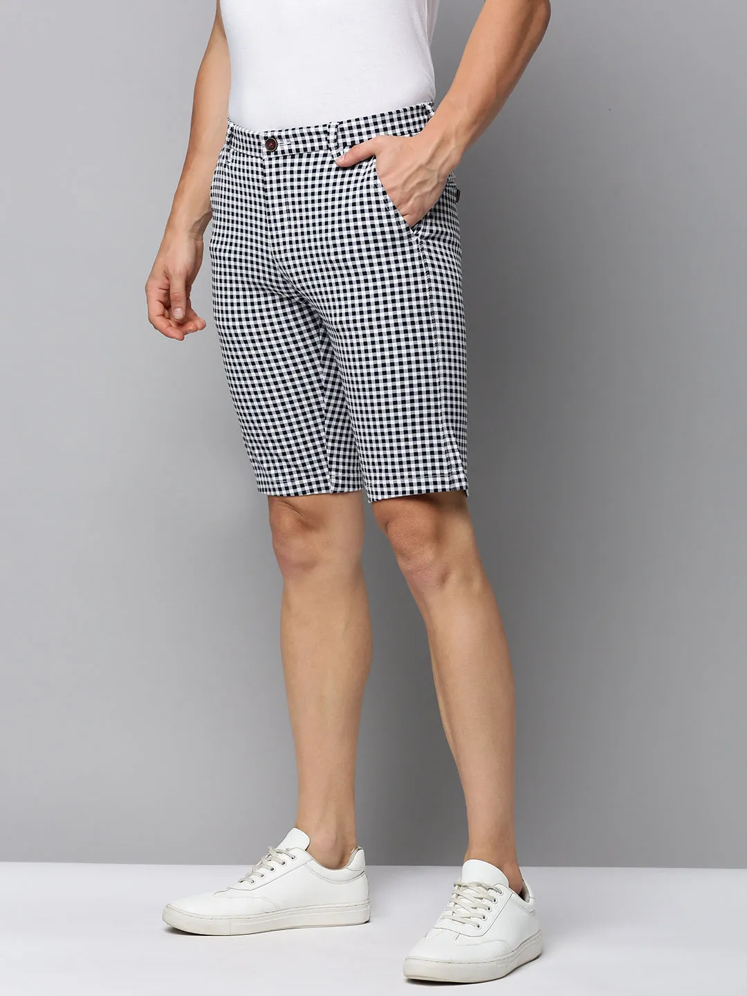 Men Grey Regular Fit Checked Cotton Shorts