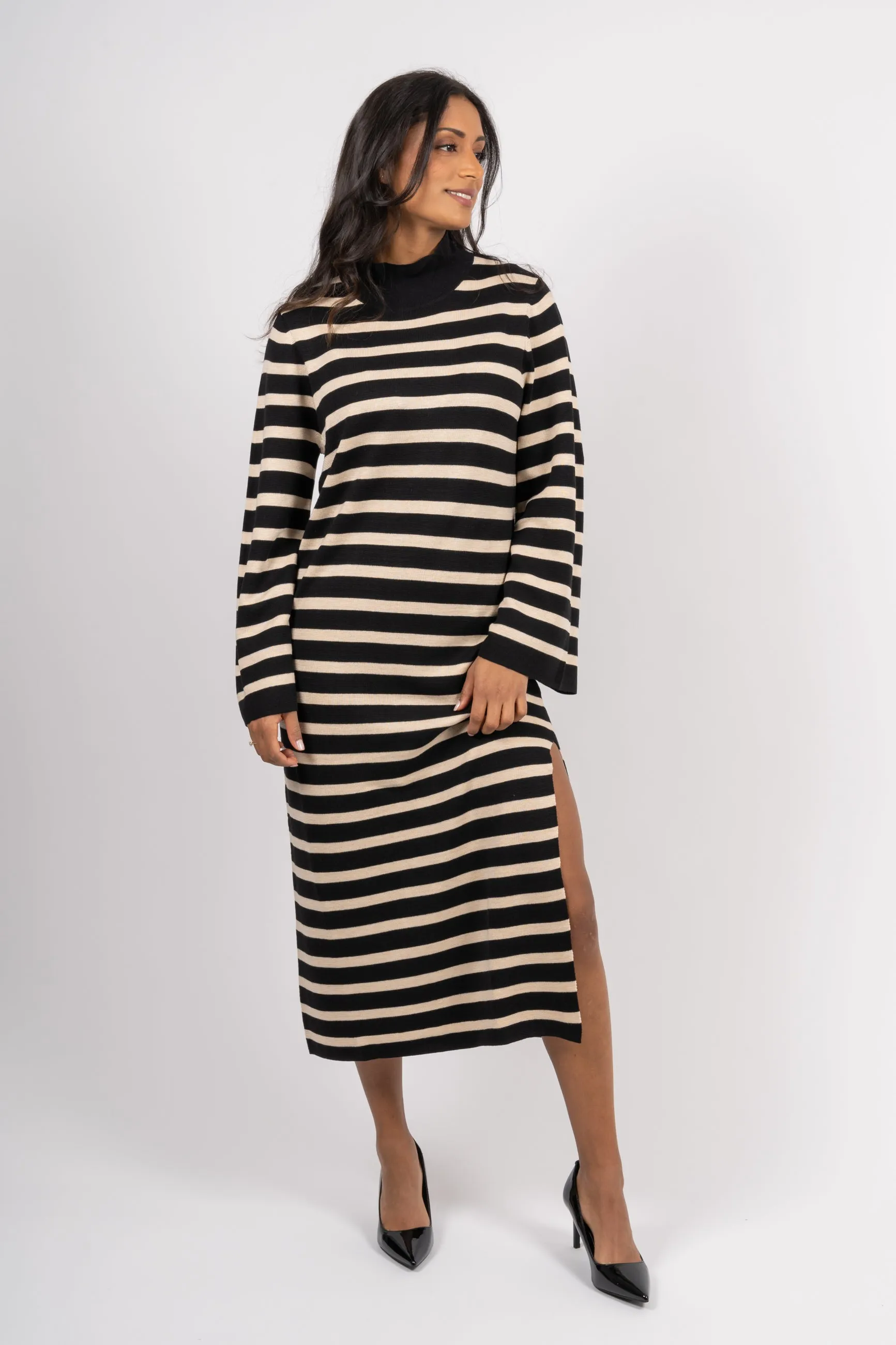 MusetteIW Dress - Black/Sand artwork
