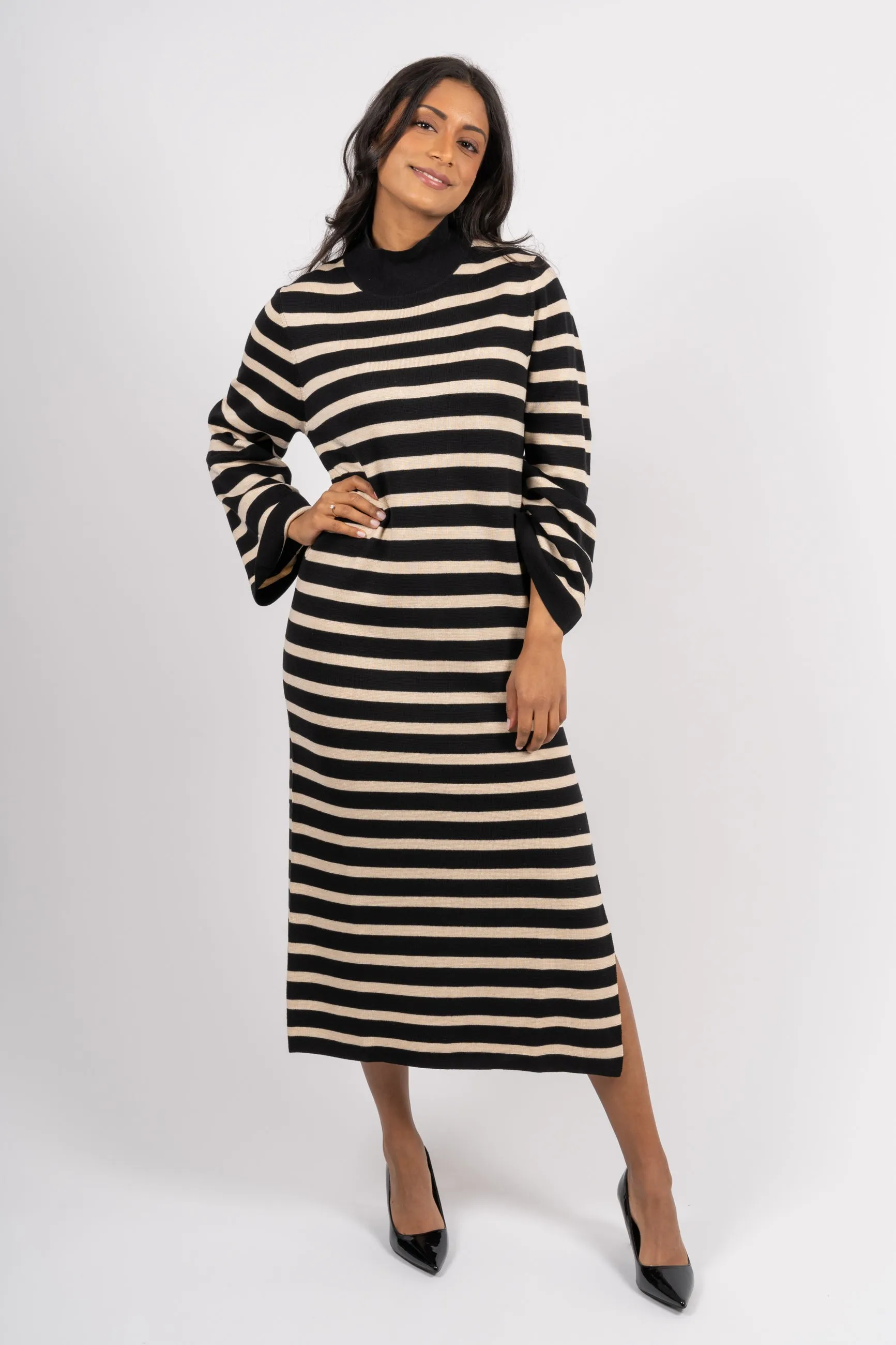 MusetteIW Dress - Black/Sand artwork