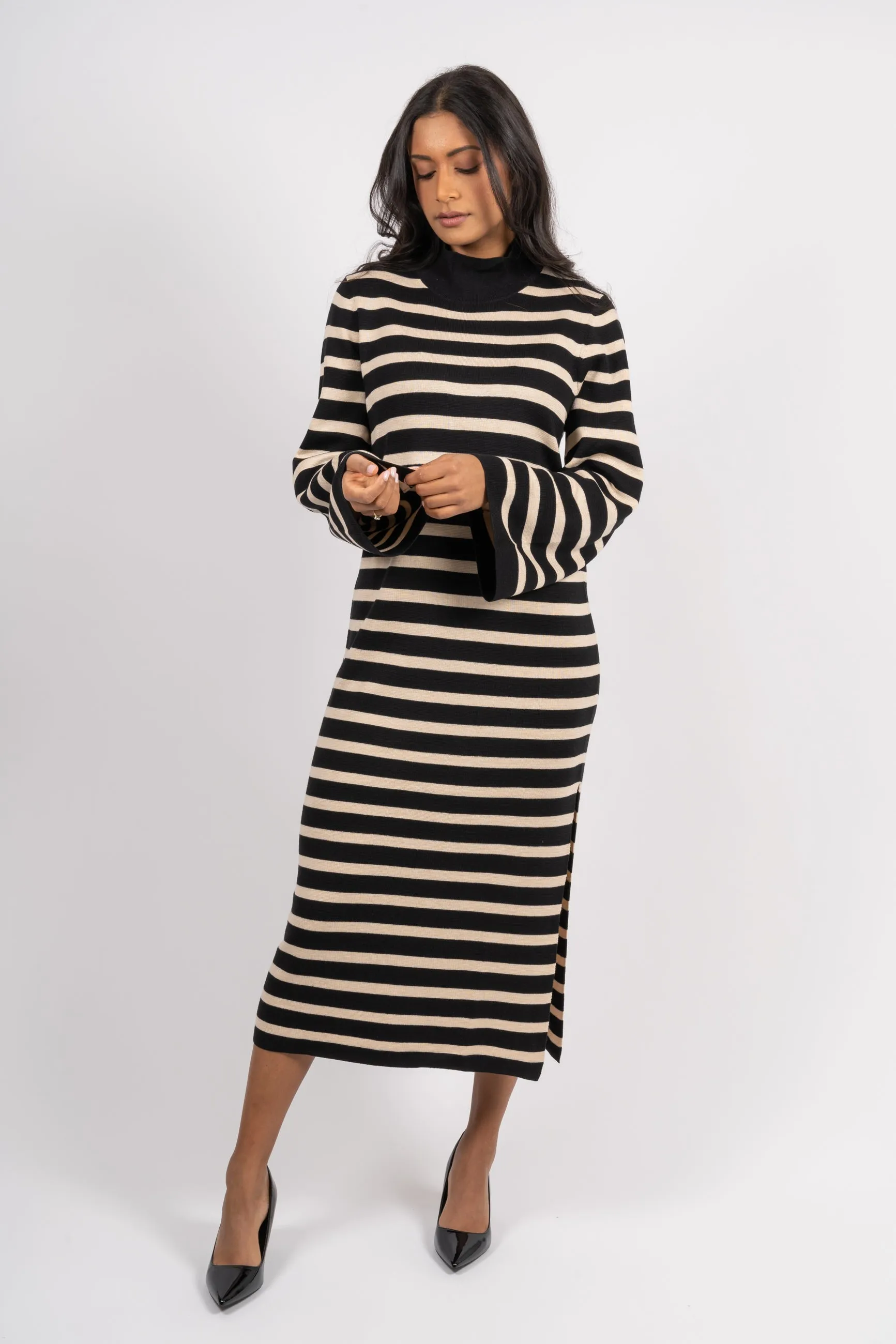 MusetteIW Dress - Black/Sand artwork