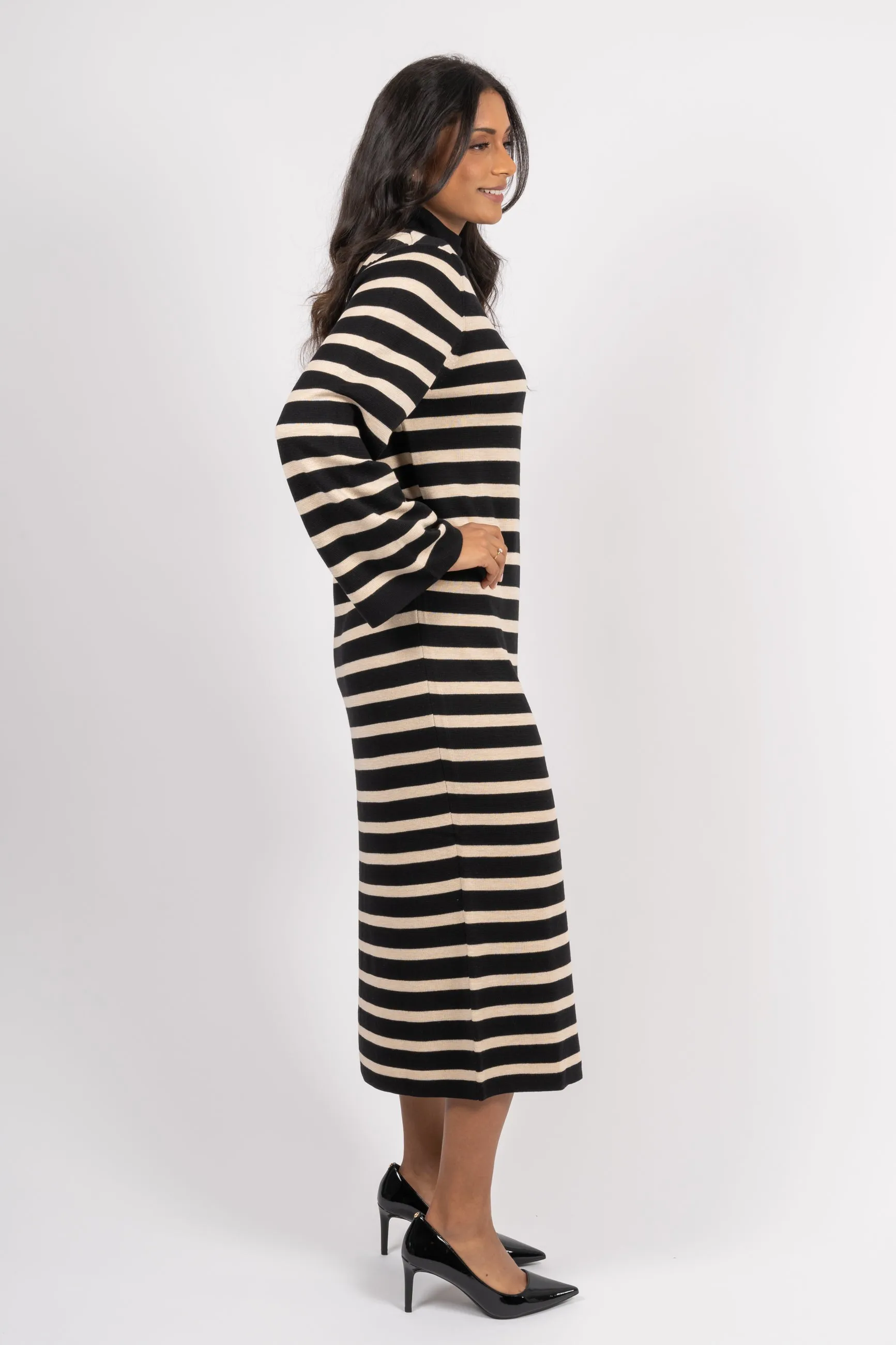 MusetteIW Dress - Black/Sand artwork